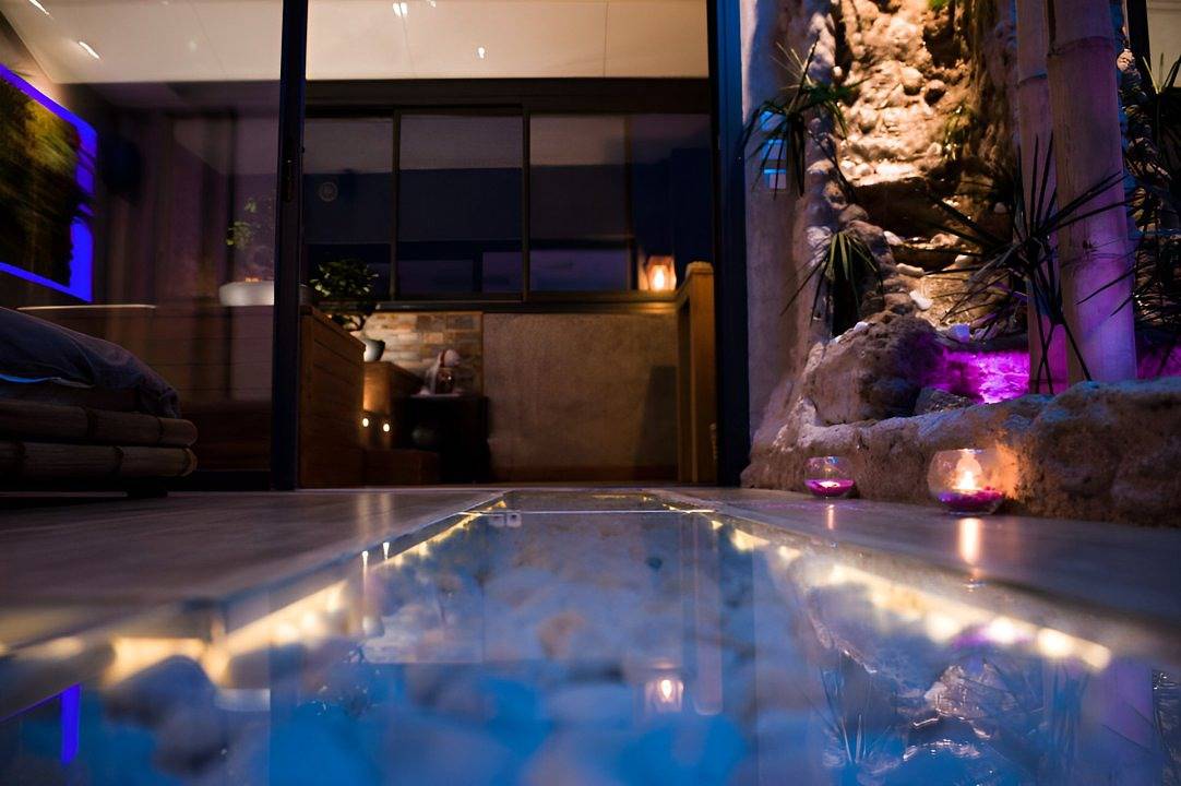 Villa Sensorielle, "Bien-Être et Gastronomie" - Suite Jaipur in Nice, Région de Nice