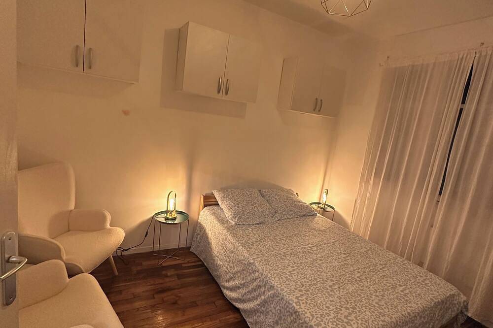 Appartement De Vacances pour 2 Personnes dans Clichy, Hauts-de-Seine