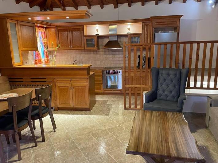 Ferielejlighed for 4 personer, med balkon i Skiathos
