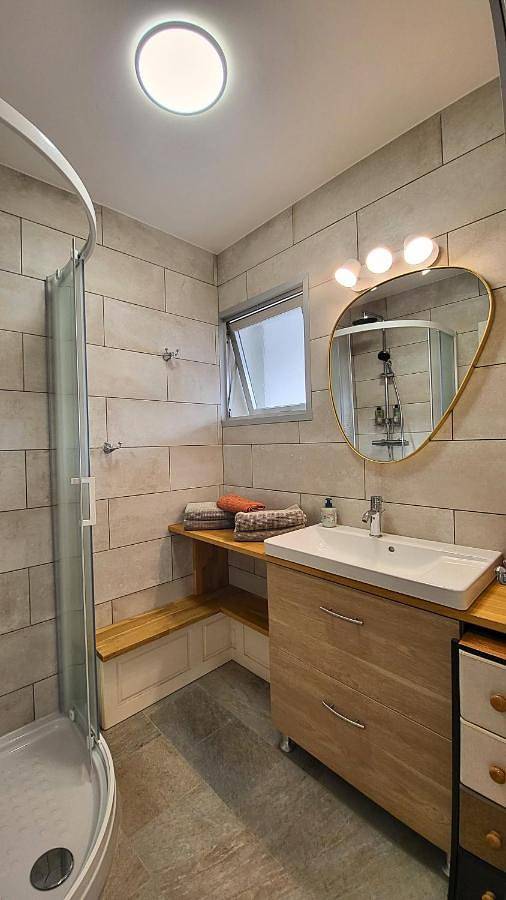 Gîte pour 2 personnes, avec vue et terrasse dans Office De Tourisme De Calvi - 3