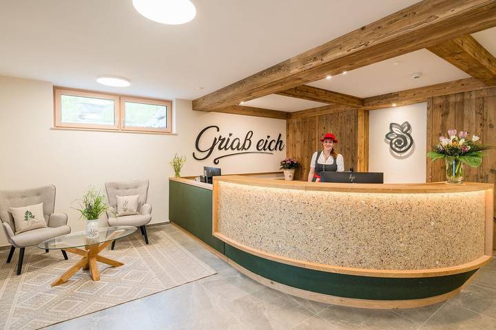 Hotel für 3 Personen, mit Balkon und Garten sowie Pool und Sauna in Obermillstatt