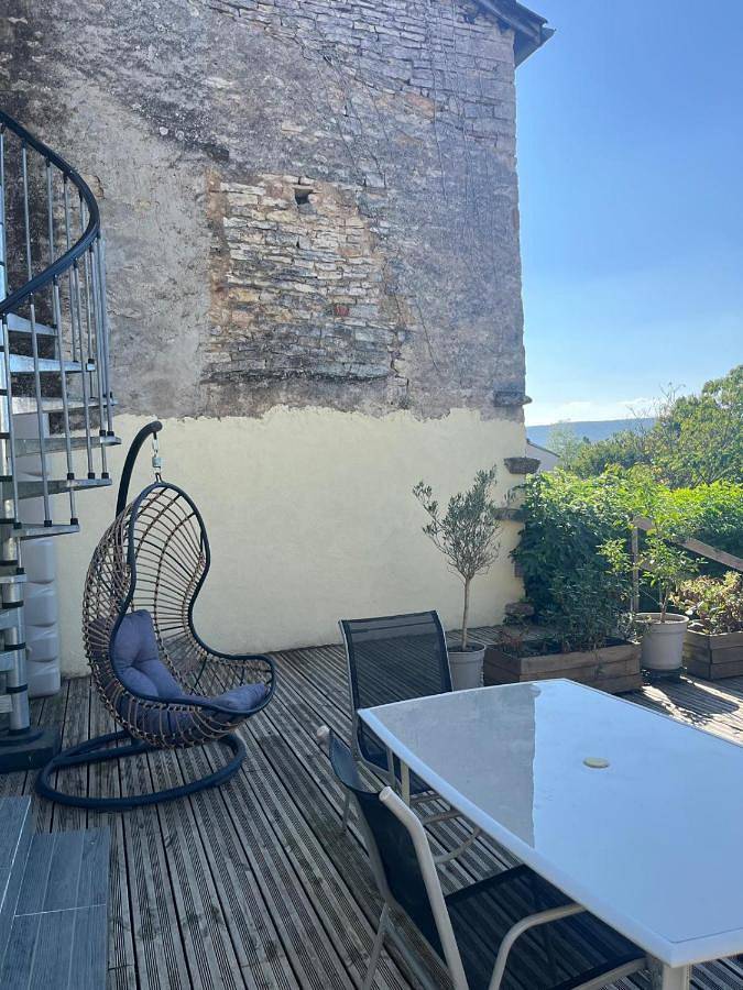 Gîte pour 2 personnes, avec vue et terrasse à Boyer - 3