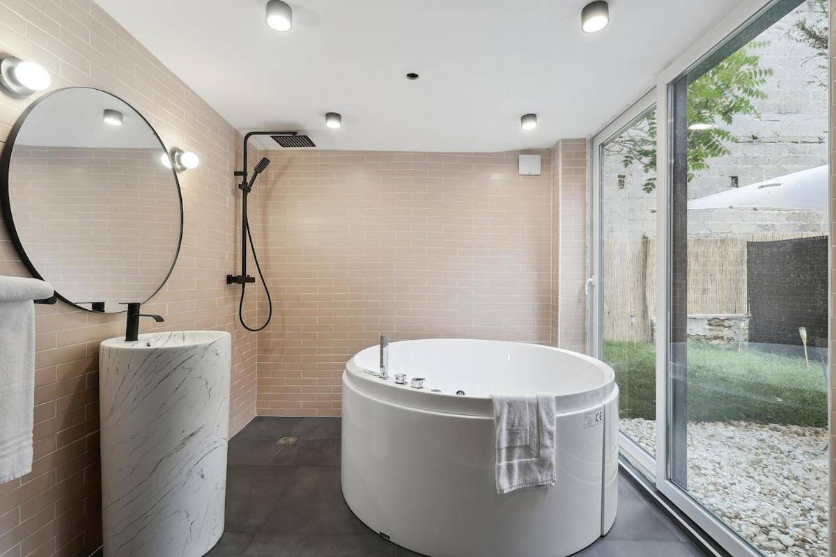 Appartement entier, One-Bedroom Apartment in Maisons-Alfort, Val-de-Marne