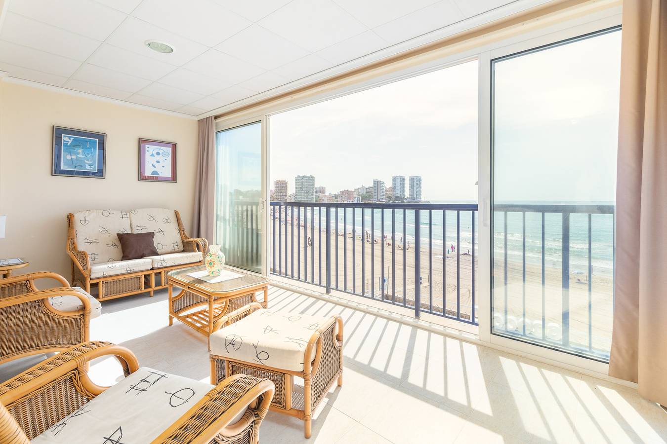 Apartamento entero, Acapulco Beachfront Views in Playa Morro de Gos, Oropesa del Mar