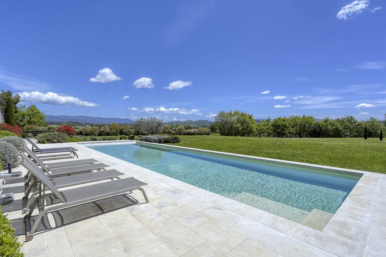 Holiday house with superb view - Le Grand Bleu in Gordes, Regionaler Naturpark Luberon