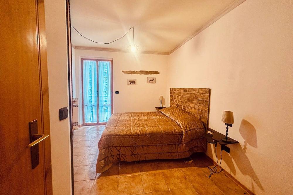 Appartement entier, Cozy vacation home, with pets allowed in Campo di Giove, Parc National de la Majella