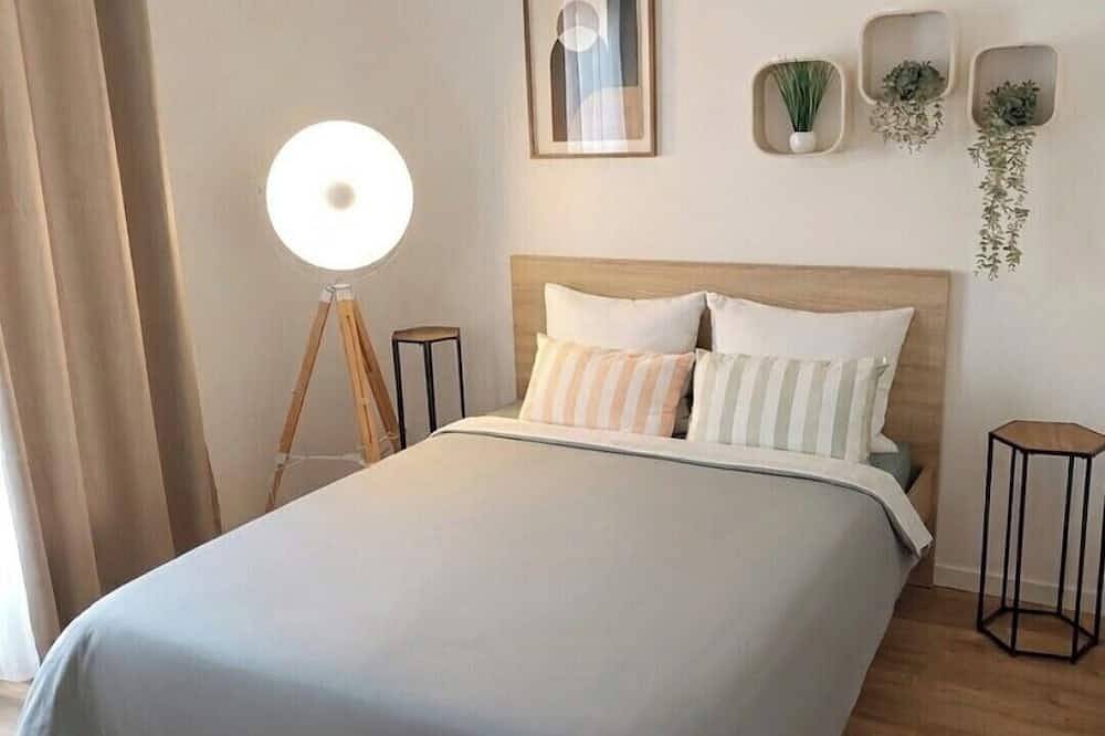 Appartement entier, Appartement climatisé, rez-de-chaussée. Parking gratuit in Joncy, Région de Charolles