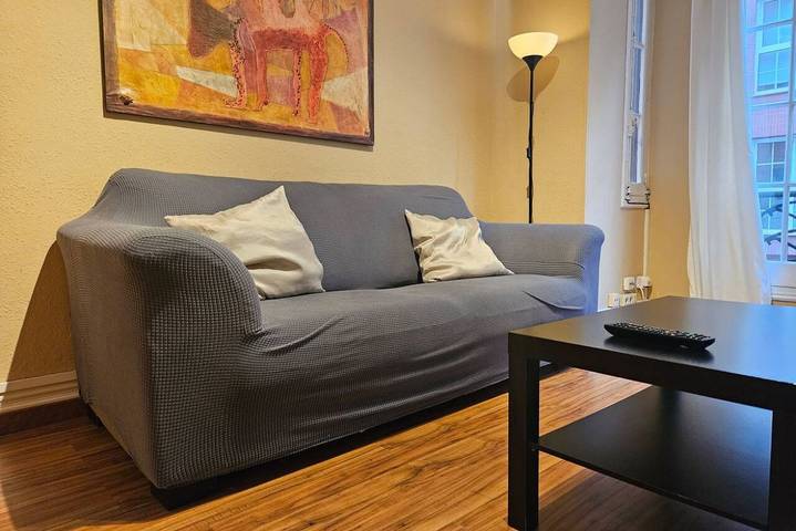 Entire apartment, 135B1 apartment in Gijon in Distrito Centro (Gijón), Gijón