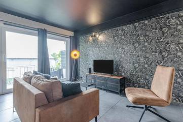 Gîte pour 4 personnes, avec sauna ainsi que balcon et vue à Andenne