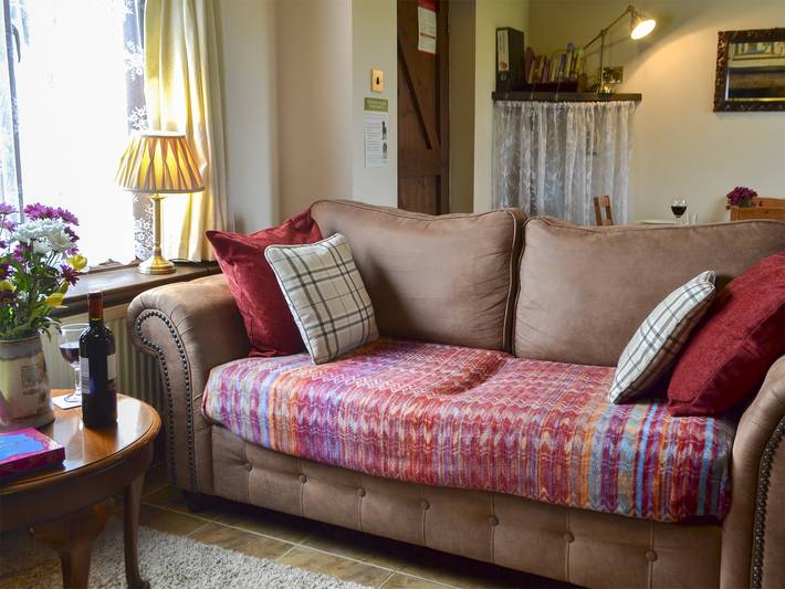 Apple Cottage - 27442 in Sedlescombe, East Sussex