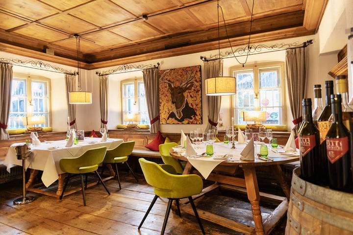 Landgasthof Karner - Landhaus-Zimmer mit TV, W-Lan in Frasdorf, Chiemsee