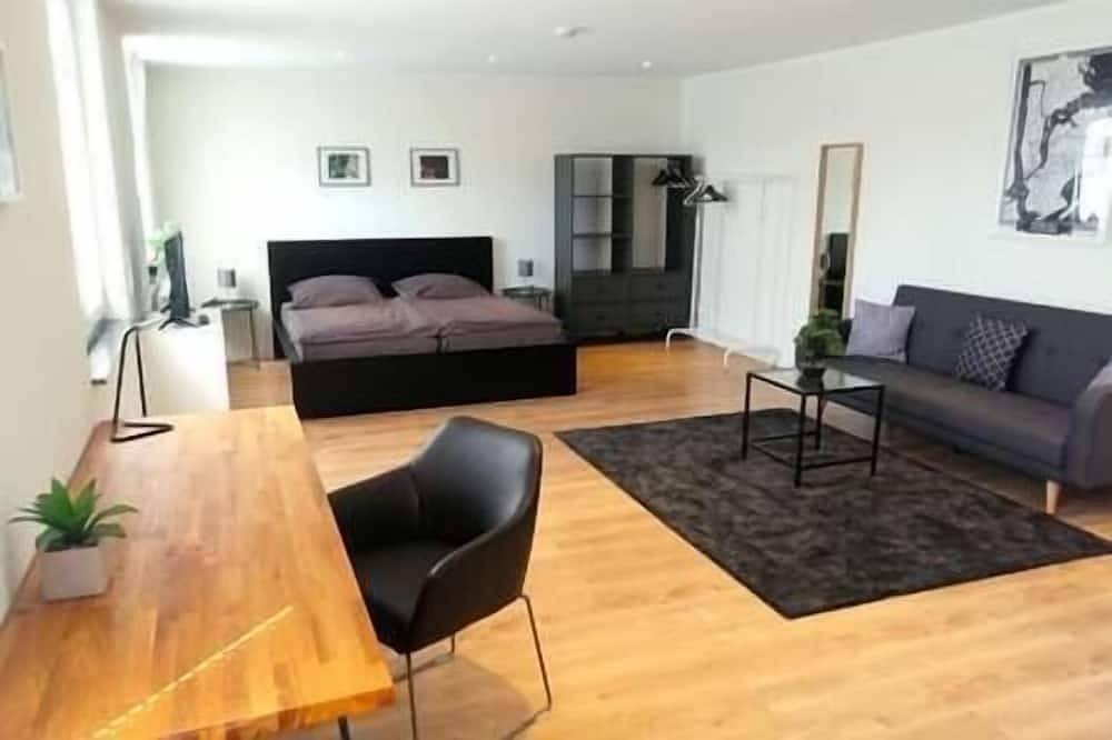 Apartment - Modern, cozy, own parking space in Kalk (Colonia), Colonia