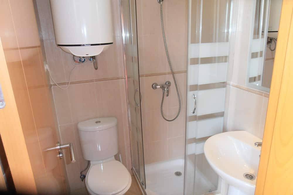 Entire apartment, Penthouse with roof terrace, private pool, Air con, Free Wi-Fi, 400m from beach in Playas de Vera, Vera