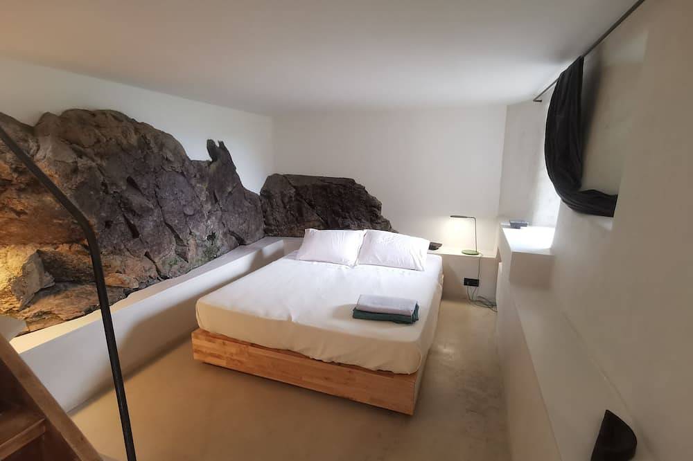 Vue imprenable en Lozère, baignades randonnées et sauna in Prévenchères, Parc national des Cévennes