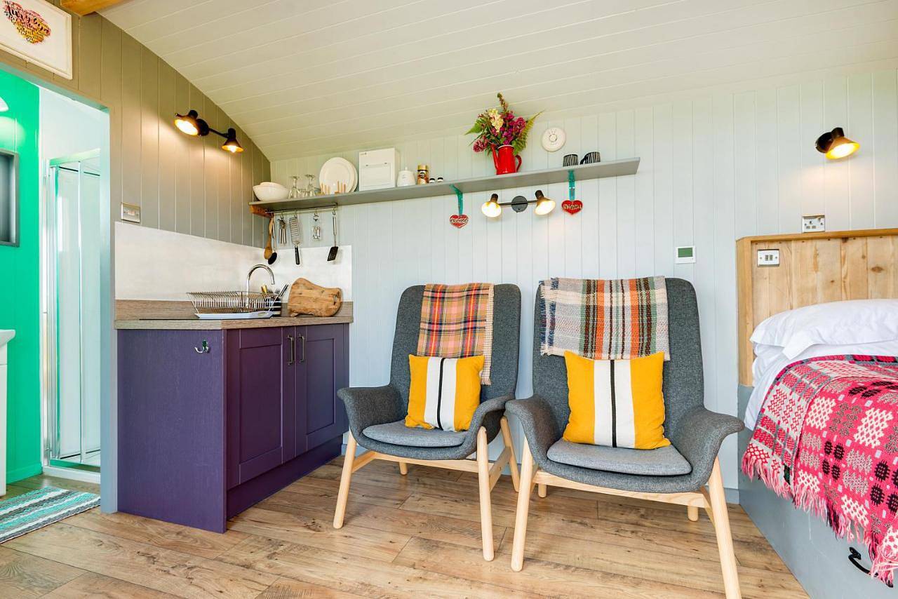 One-Bedroom Chalet in Kidwelly, Carmarthenshire