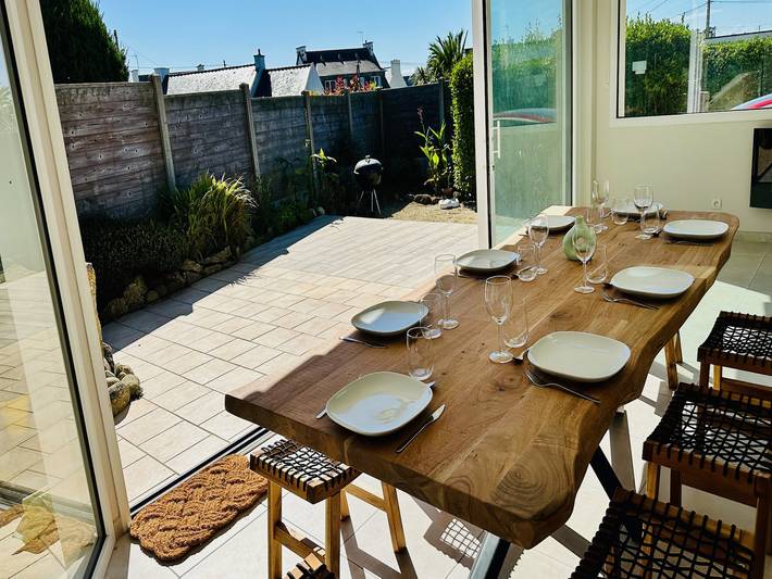 Location de vacances pour 6 personnes, avec jardin et terrasse, adapté aux familles dans Plage de Tréompan - 4