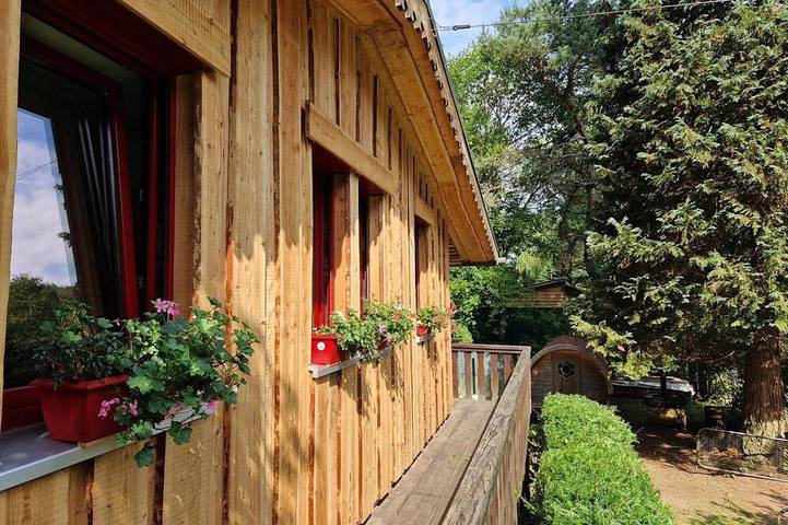 Gîte pour 6 personnes, avec jardin et balcon dans Saint-Sauveur (Meurthe-et-Moselle)