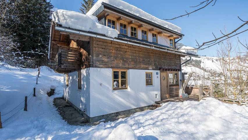 Chalet voor 6 personen, met tuin en balkon in Kaprun