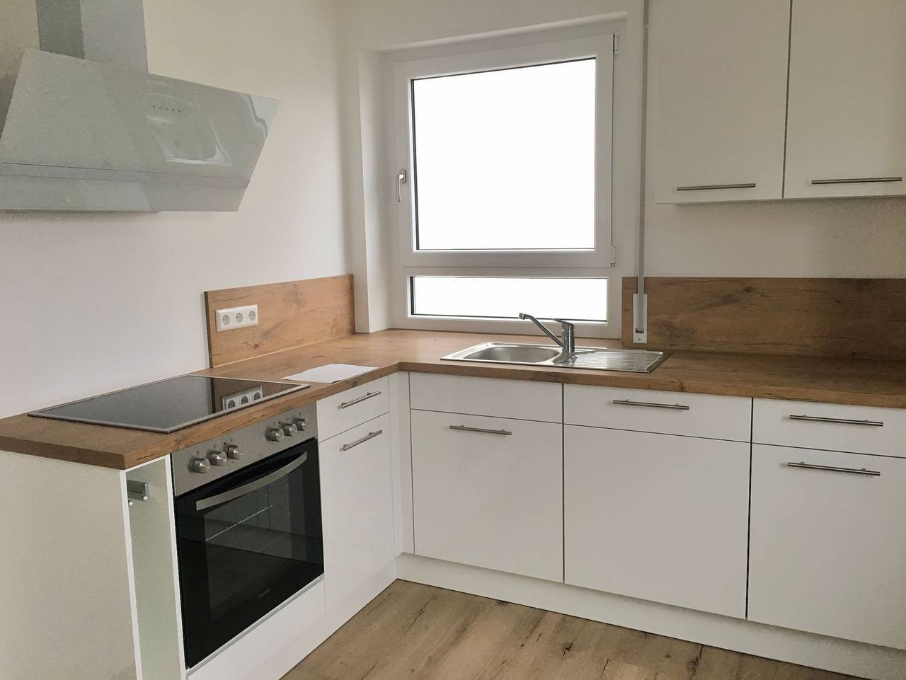 Ganze Wohnung, Apartment Seeperle - Ferienwohnung, 70qm, max 6 Personen in Friedrichshafen, Region Bodensee-Oberschwaben