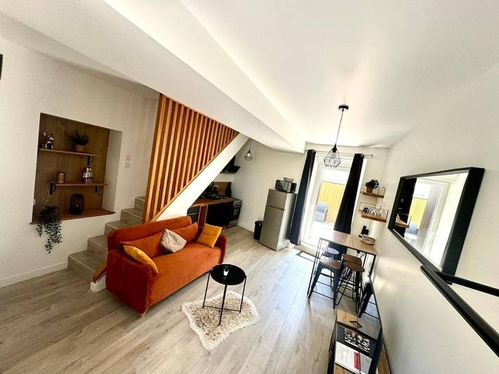 Gîte pour 4 personnes, avec terrasse, animaux acceptés à Méral