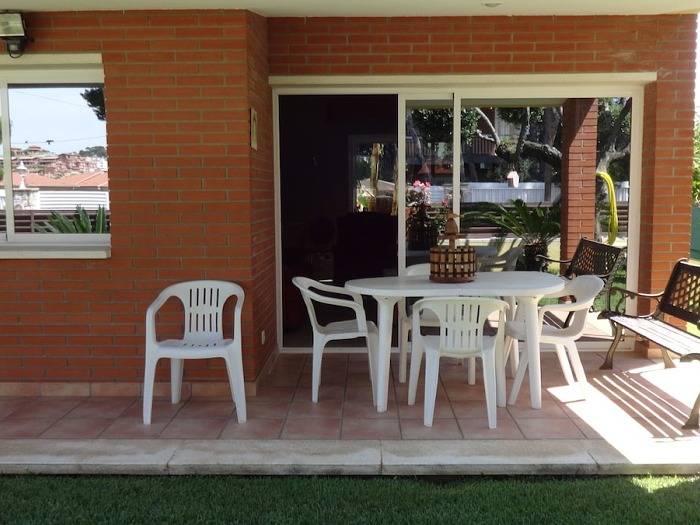 Gîte pour 8 personnes, avec jardin et piscine dans Segur de Calafell - 3