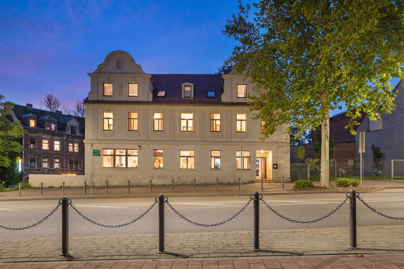 Ganze Wohnung, Apartment 'Moscow Double Room' mit Gemeinschaftsgarten und WLAN in Weißenfels, Saale-Unstrut