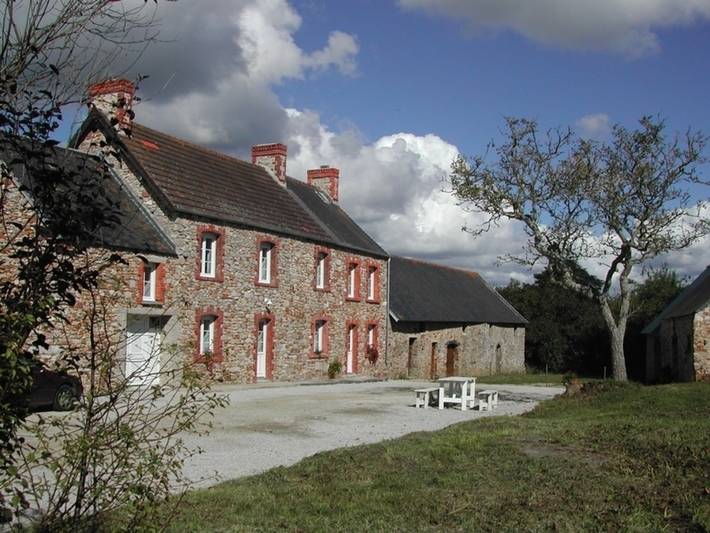 Gîte pour 6 personnes, avec jardin, animaux acceptés