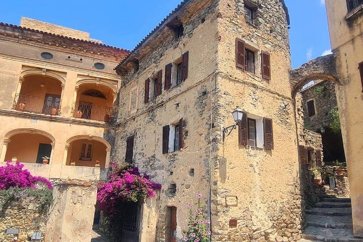 Gîte pour 4 personnes, avec terrasse à Lama