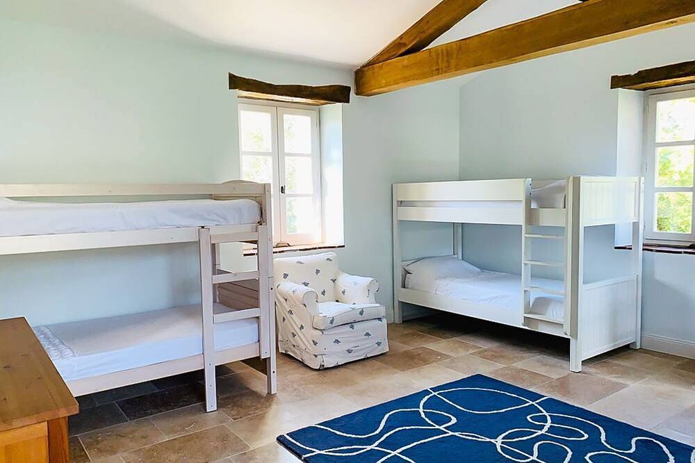 Maison Roques - Six Chambres Villa, Couchages 12 in Gers