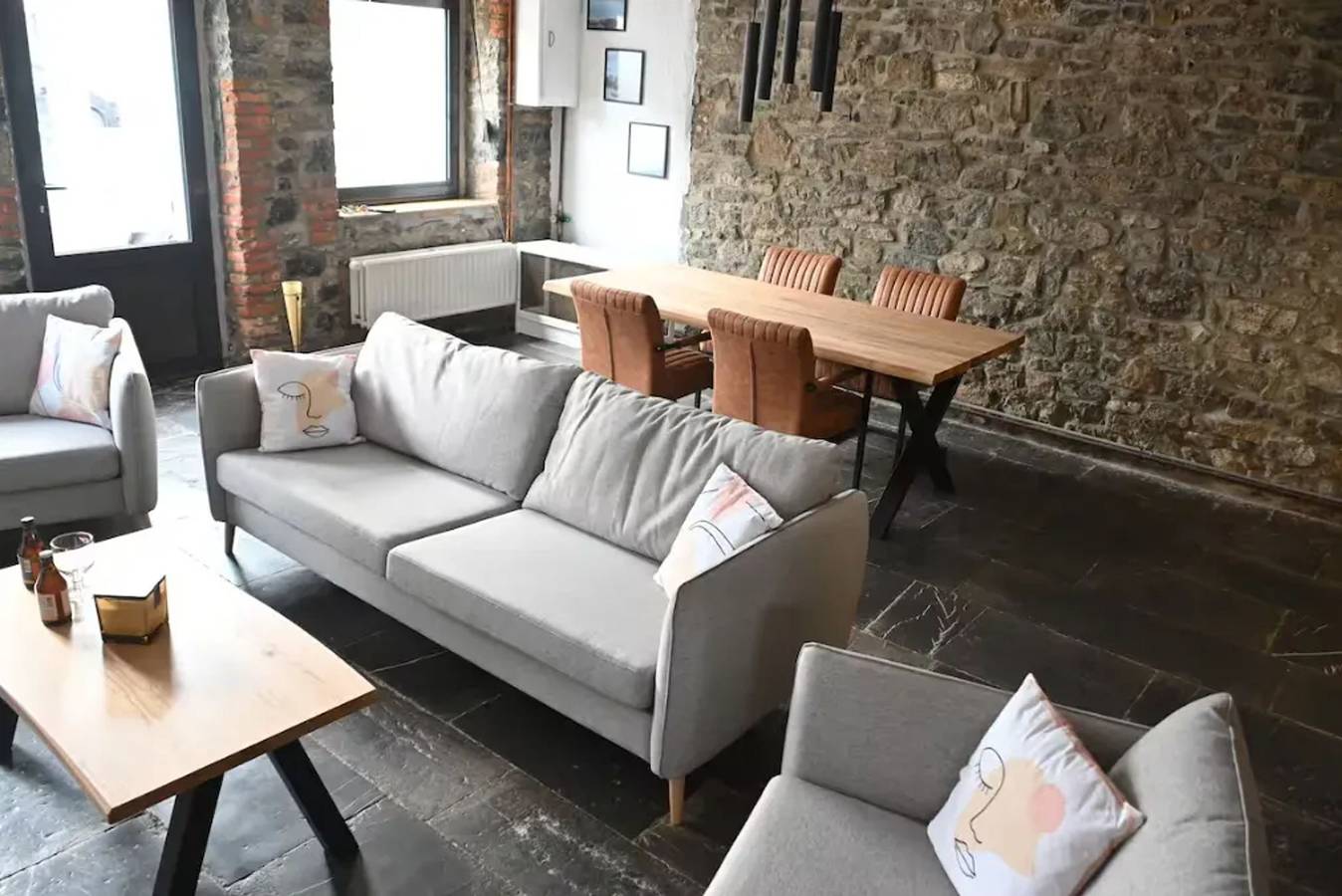 House with Garden in Chimay, 80 m², Family Friendly in Chimay, Hainaut