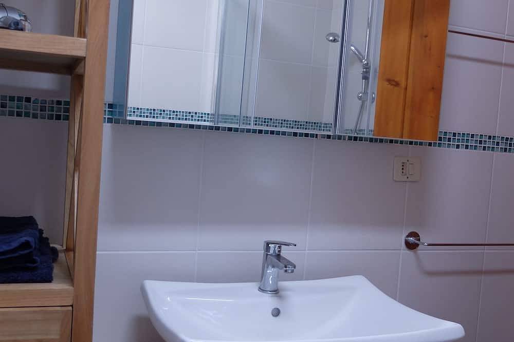 Ganze Wohnung, Casa Heiner und Fee  Ferienwohnung am Meer mit Kajaks; in Cala Girgolu, San Teodoro