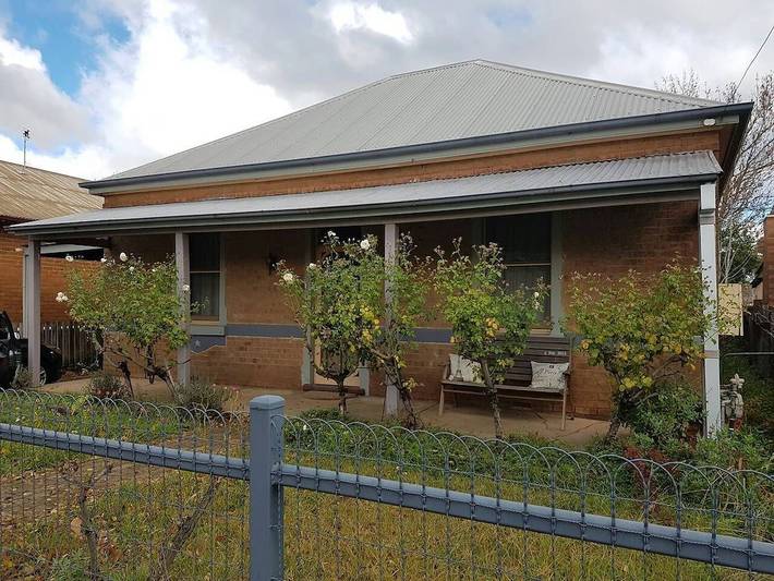 Holiday home for 6 people, with balcony and garden in Orange (NSW)