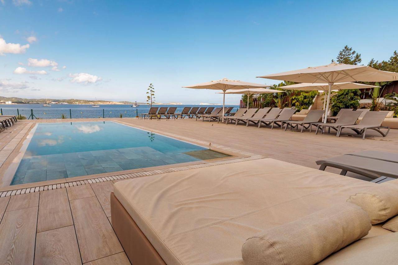Sol Bahía Ibiza Suites in Sant Antoni de Portmany, Ibiza de l'Ouest