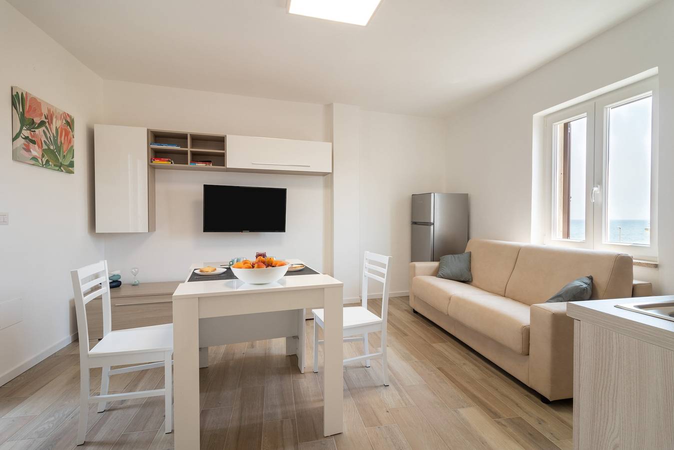 Holiday Home 'Suite N12 - Luxury Apartment' with Sea View, Wi-Fi and Air Conditioning in Torre a Mare, Bari