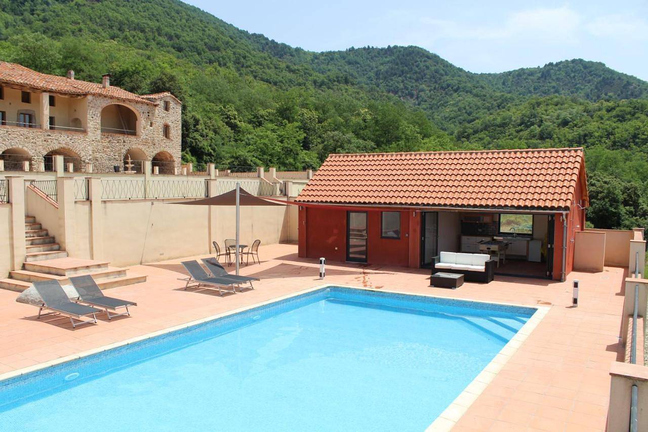 Lo Boix: Le Mas and Le Canigou in Saint-Laurent-de-Cerdans, Région de Céret