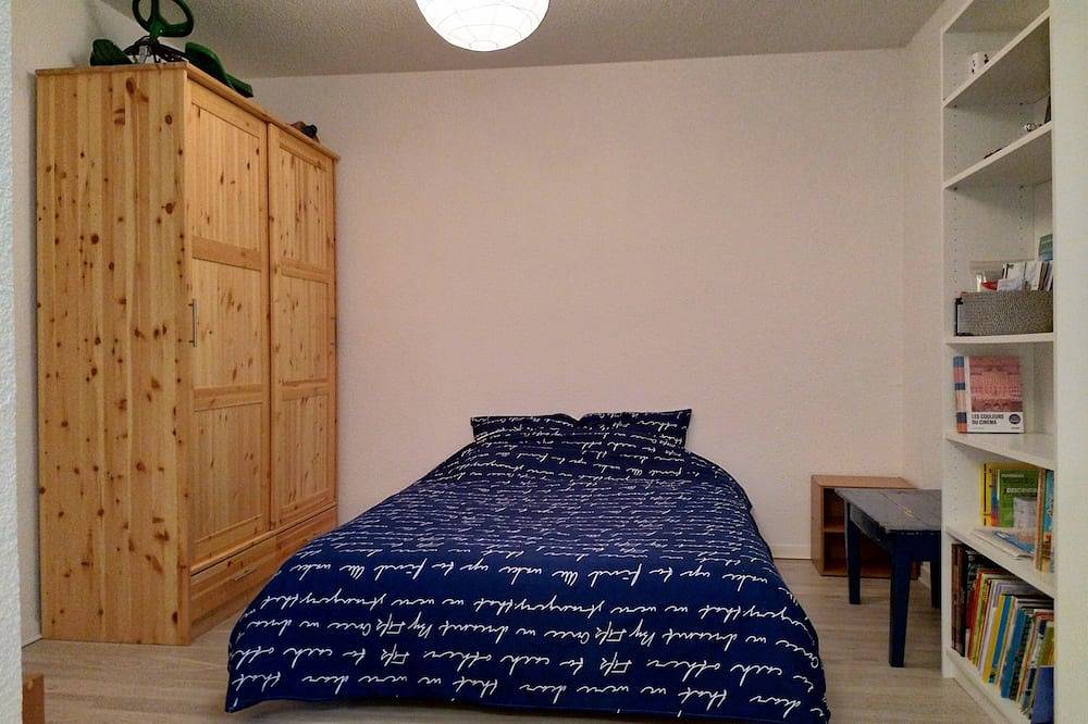 Ganze Wohnung, Grand studio à l'orée du bois en chartreuse in Saint-Pierre-de-Chartreuse, Isère
