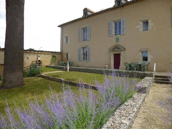 Location de vacances pour 4 personnes, avec jardin à Lhommaizé - 2