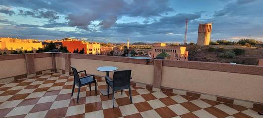 Gîte pour 3 personnes, avec terrasse à Ouarzazate