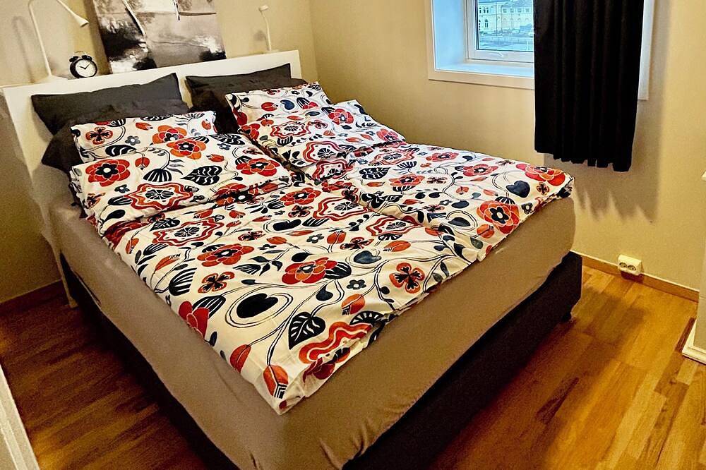 Entire apartment, Family-friendly Riverside penthouse right in the heart of Trondheim city center! in Trondheim