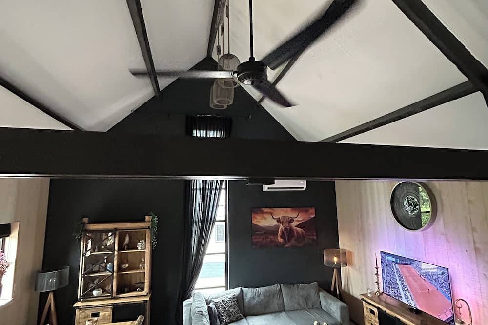 Geheel appartement, Heikant Hoeve authentiek ontspannen in voormalige koeienstal. in Baarle-Nassau, Noord-Brabant