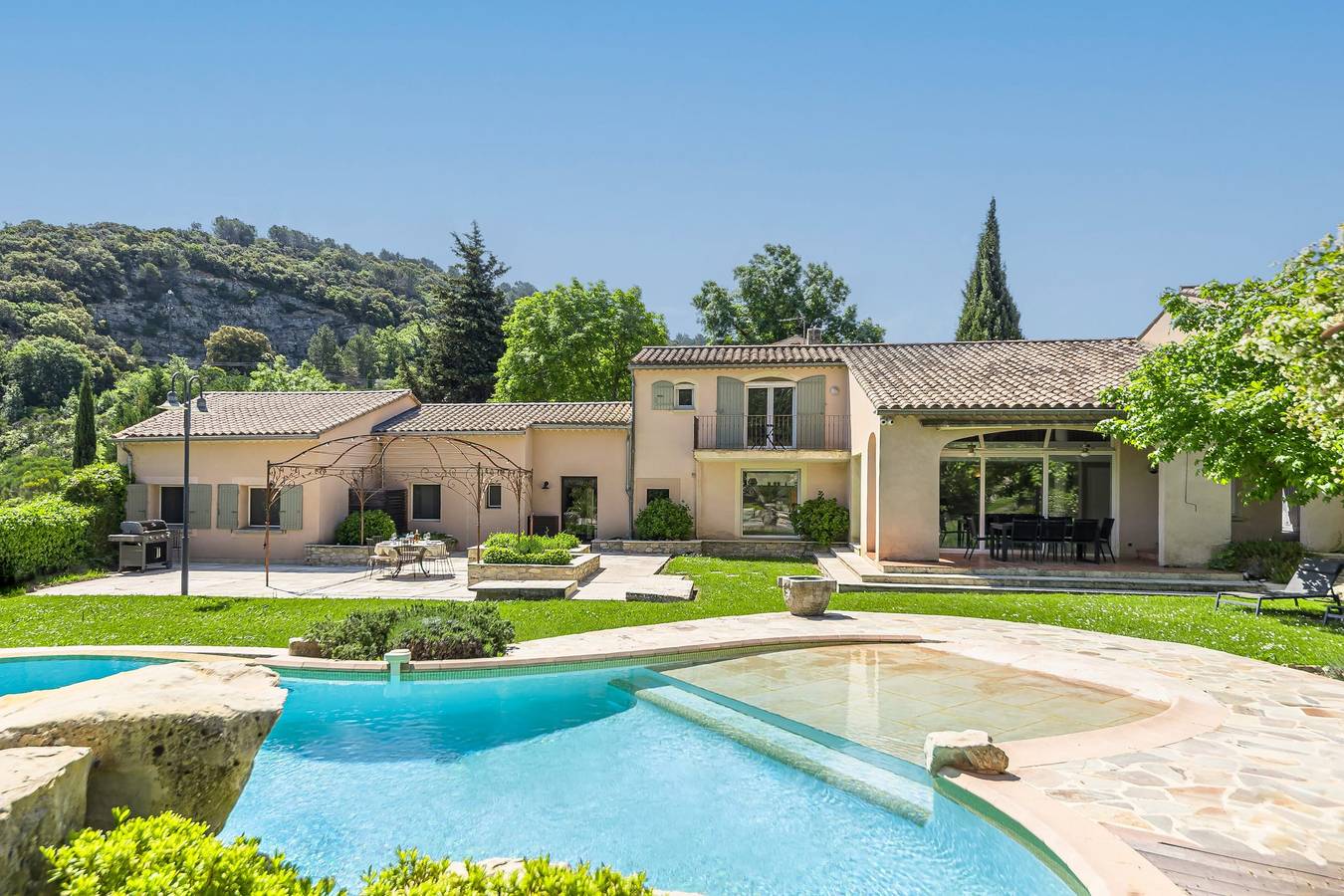 Ferienhaus für 8 Personen mit Balkon in Vaison-la-Romaine, Parc naturel régional du Mont-Ventoux
