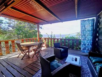 Gîte pour 2 personnes, avec vue et terrasse à Saint-Leu