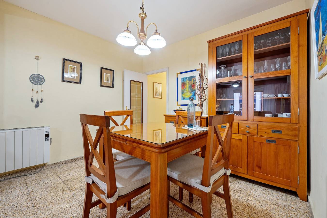 Room 'Habitació A' with Balcony and Wi-Fi in Tarragona, Costa Daurada
