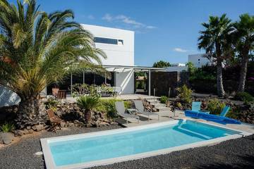Villa für 6 Personen, mit Seeblick und Ausblick sowie Garten und Pool auf den Kanaren