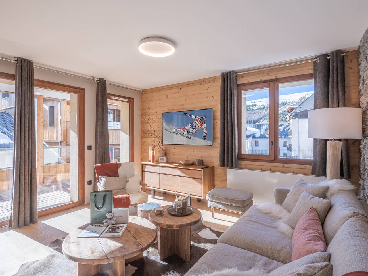 Appartement entier, Charmant appartement 3 pièces avec balcon et wifi à Huez in Huez, Parc national des Écrins