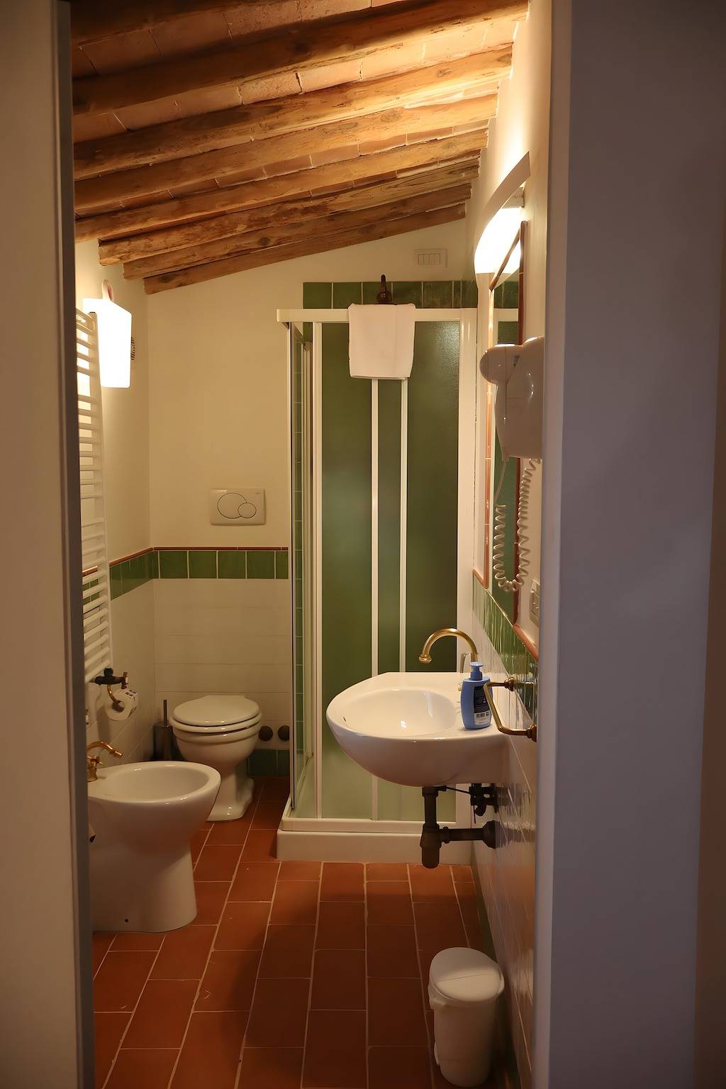 Room 'Castagno' – Agriturismo la Taverna di Celsa with Shared Pool in Sovicille, Chianti