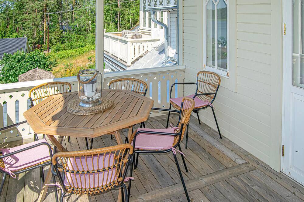 1 bedroom gorgeous home in Stallarholmen in Strängnäs, Mälaren