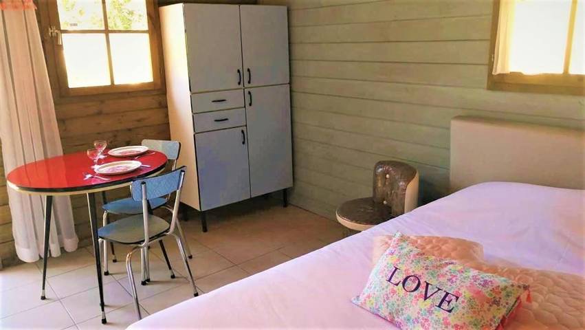 Location de vacances pour 3 personnes, avec jardin ainsi que jacuzzi et sauna à La Salvetat-sur-Agout - 3