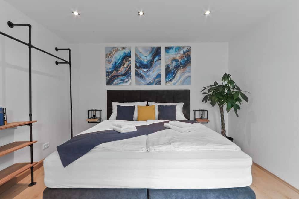 Exklusiver Bungalow! 4 Zimmer, 8 Pers., 2 Parkplätze in Cotta, Dresden