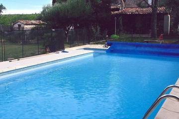 Location de vacances pour 6 personnes, avec jardin à Cabasse